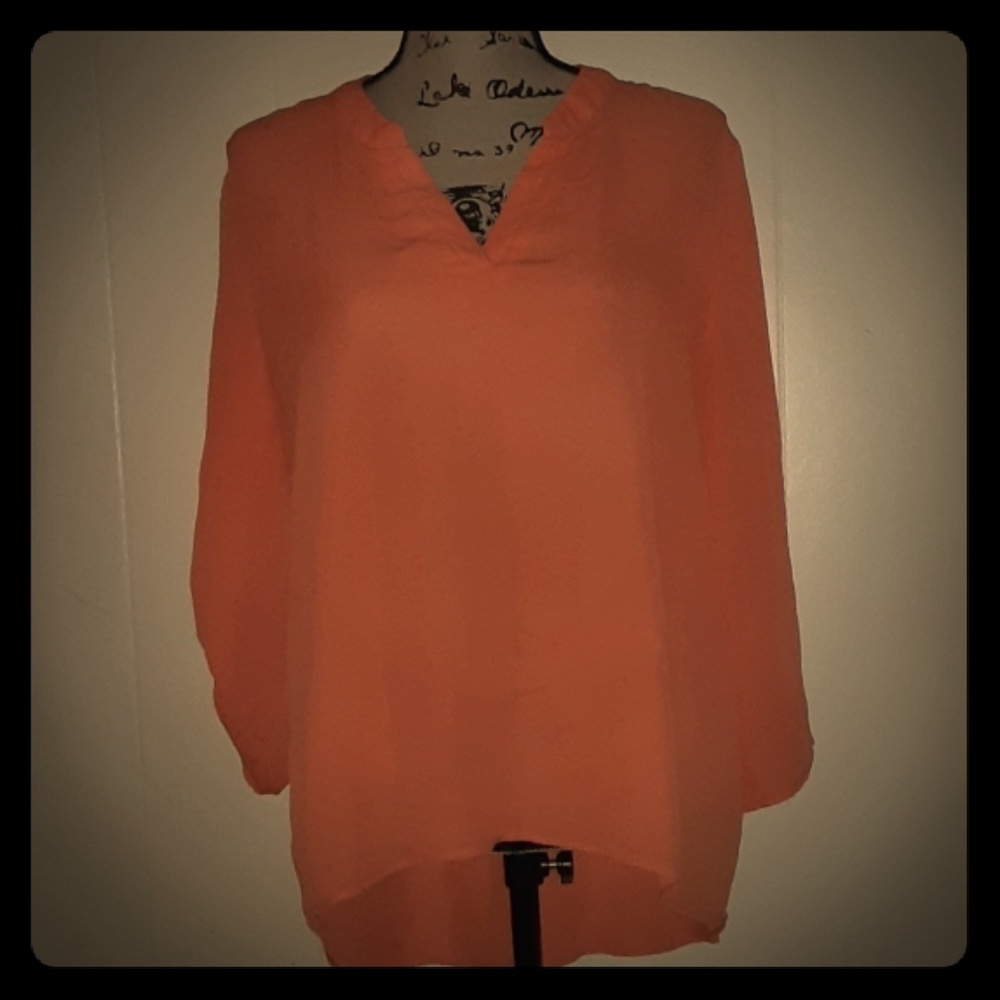High low quarter length  Ellen Weaver Shirt NWOT